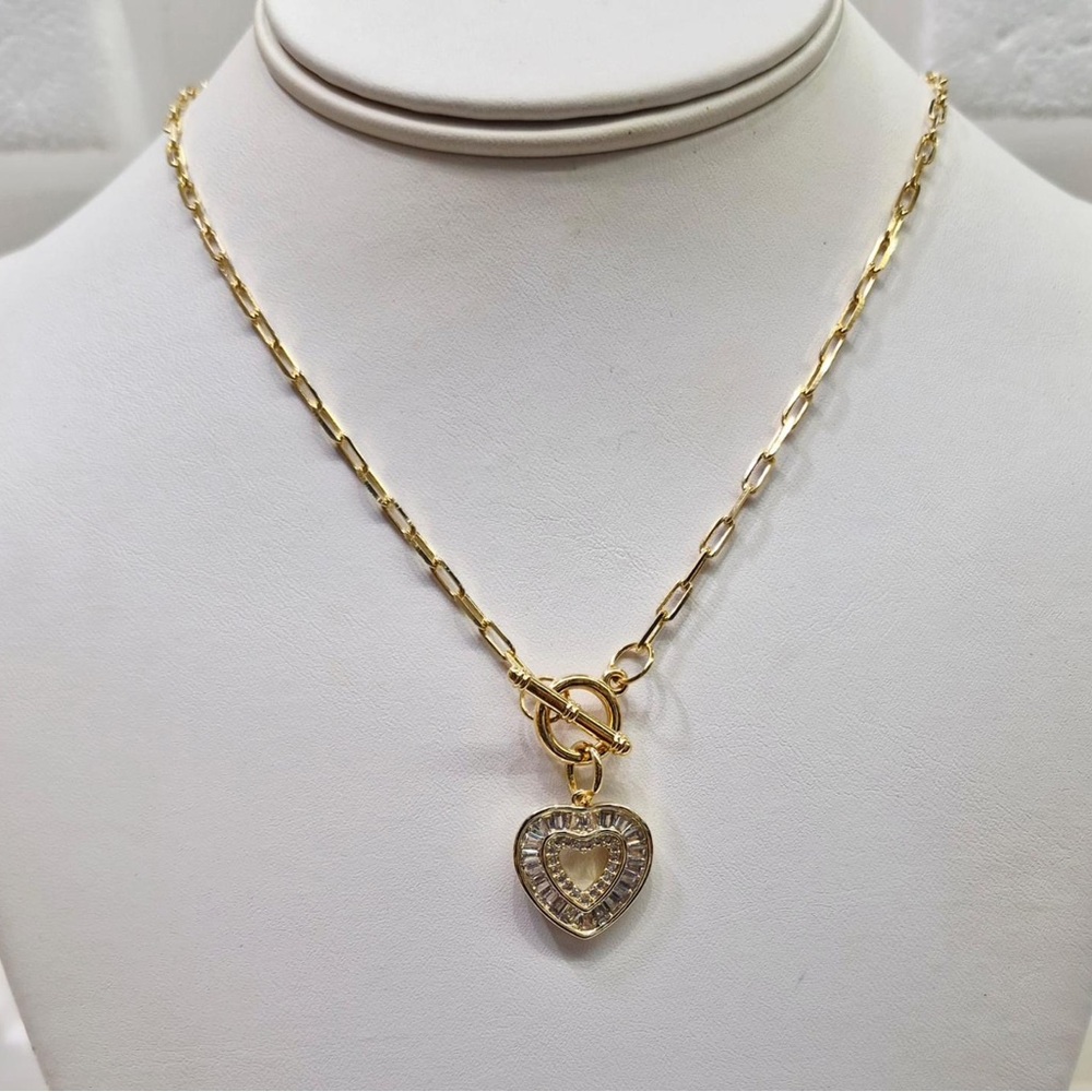Gold Heart Pendant Necklace